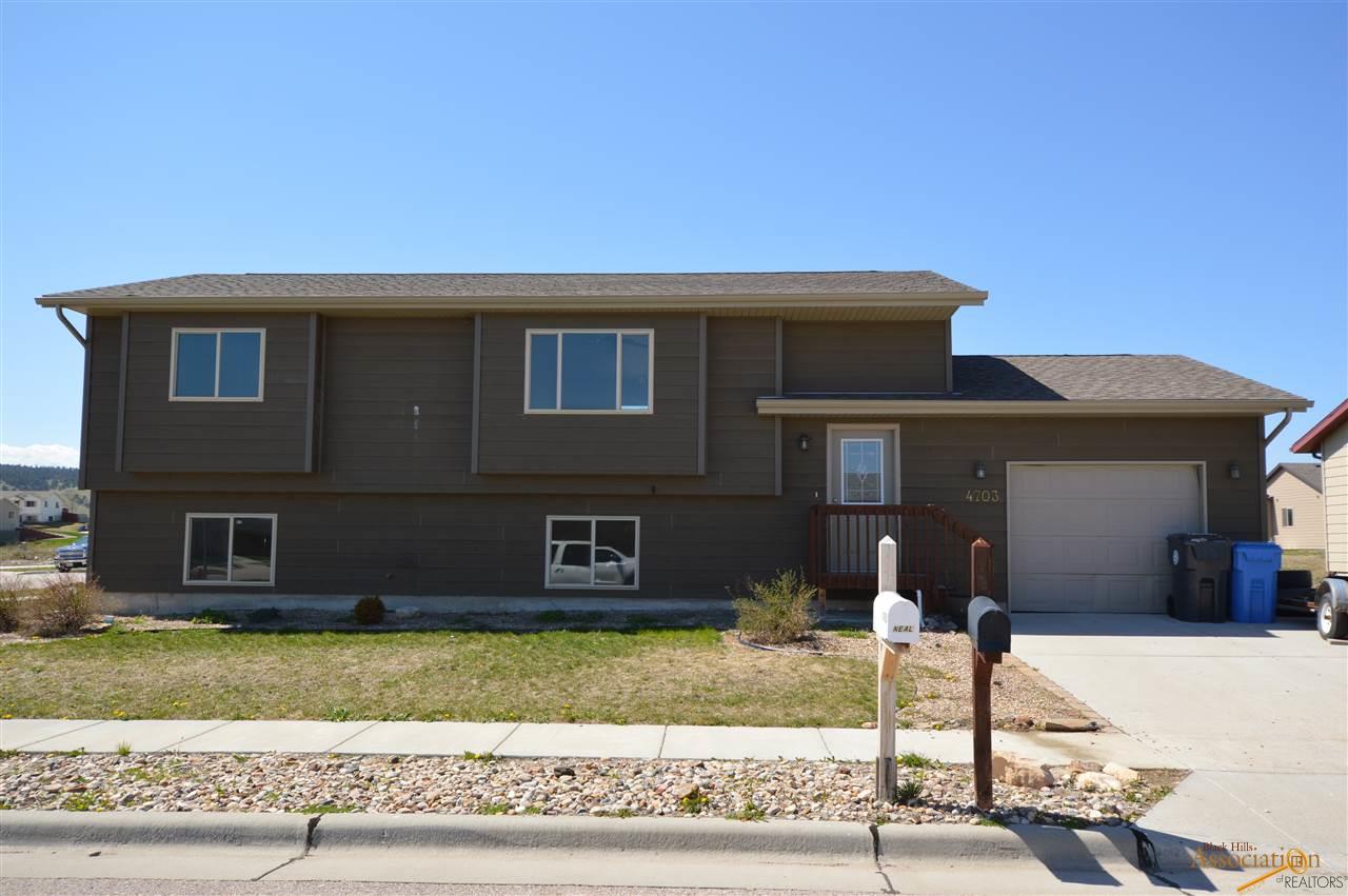 4703 Ambrose Dr, Rapid City SD 57701