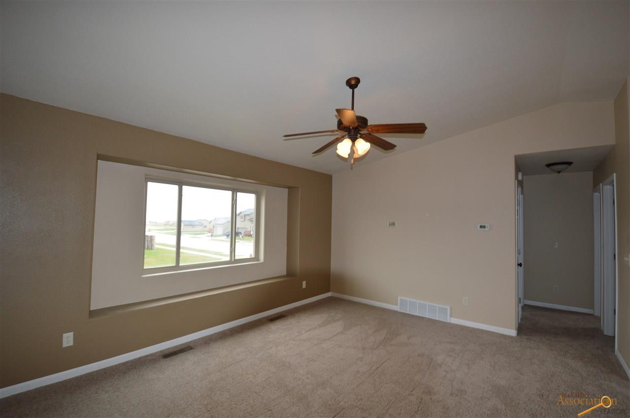 4703 Ambrose Dr, Rapid City SD 57701