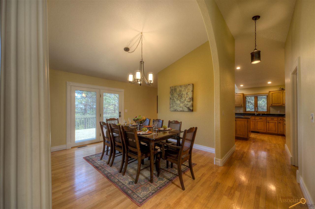 5909 Nugget Gulch