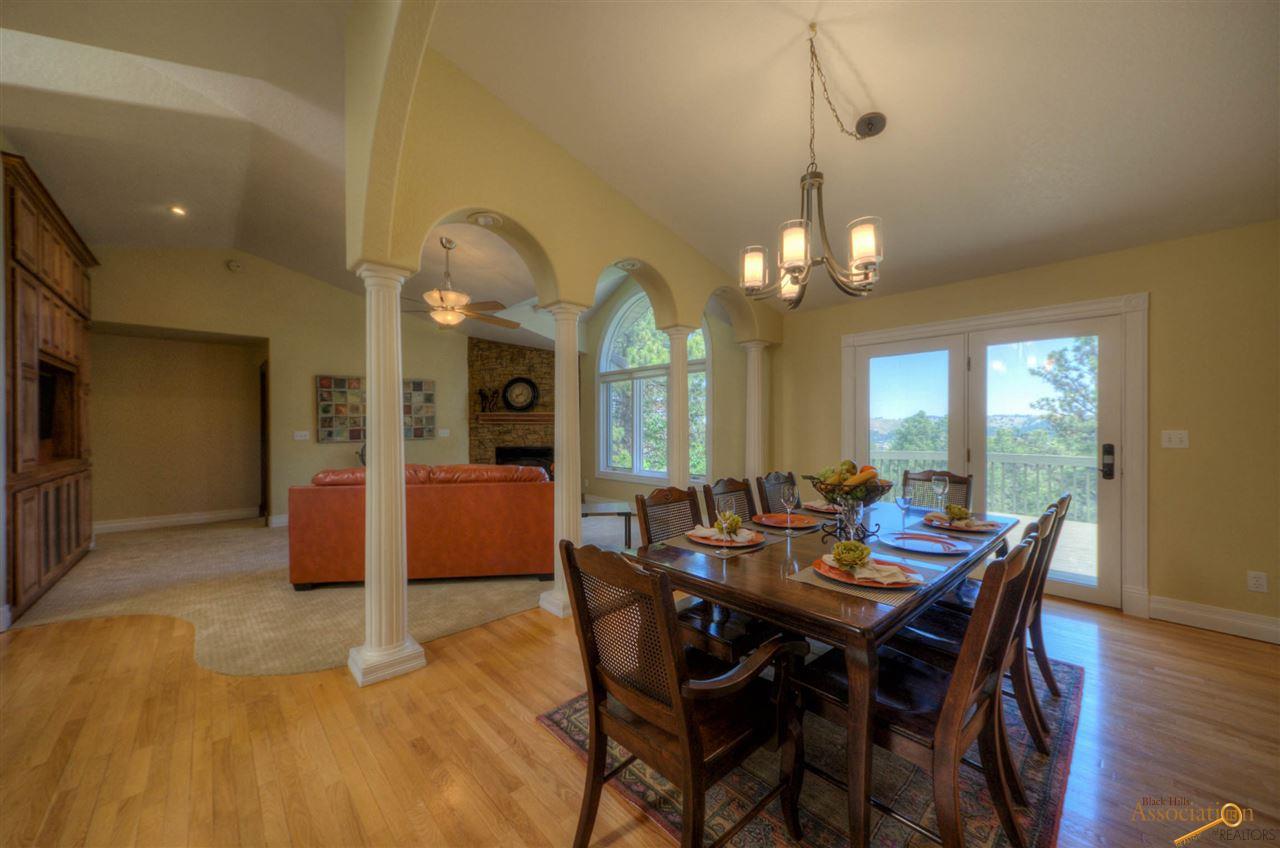 5909 Nugget Gulch