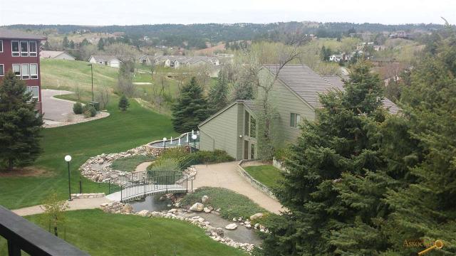 3995 Fairway Hills Dr