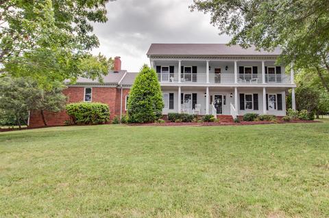 1403 Glenview Dr