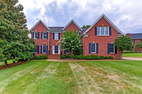 1403 Glenview Dr