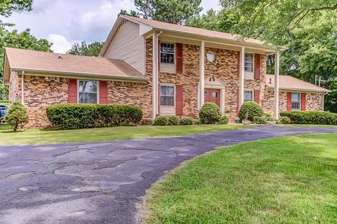 1403 Glenview Dr