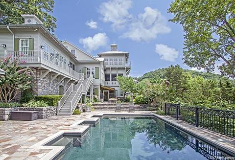 125 Woodward Hills Pl