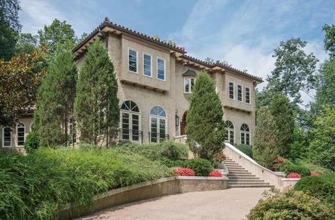 125 Woodward Hills Pl