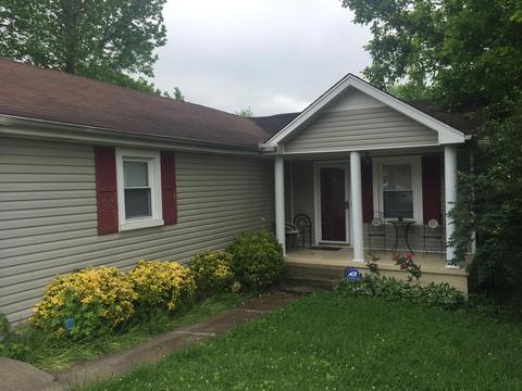 1216 Poplar St