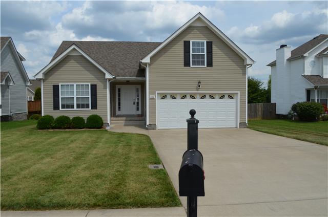 3733 N Jot Dr, Clarksville TN 37040