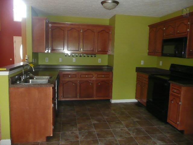 For Sale: 1877 Sage Meadow Ln Clarksville, TN 37040
