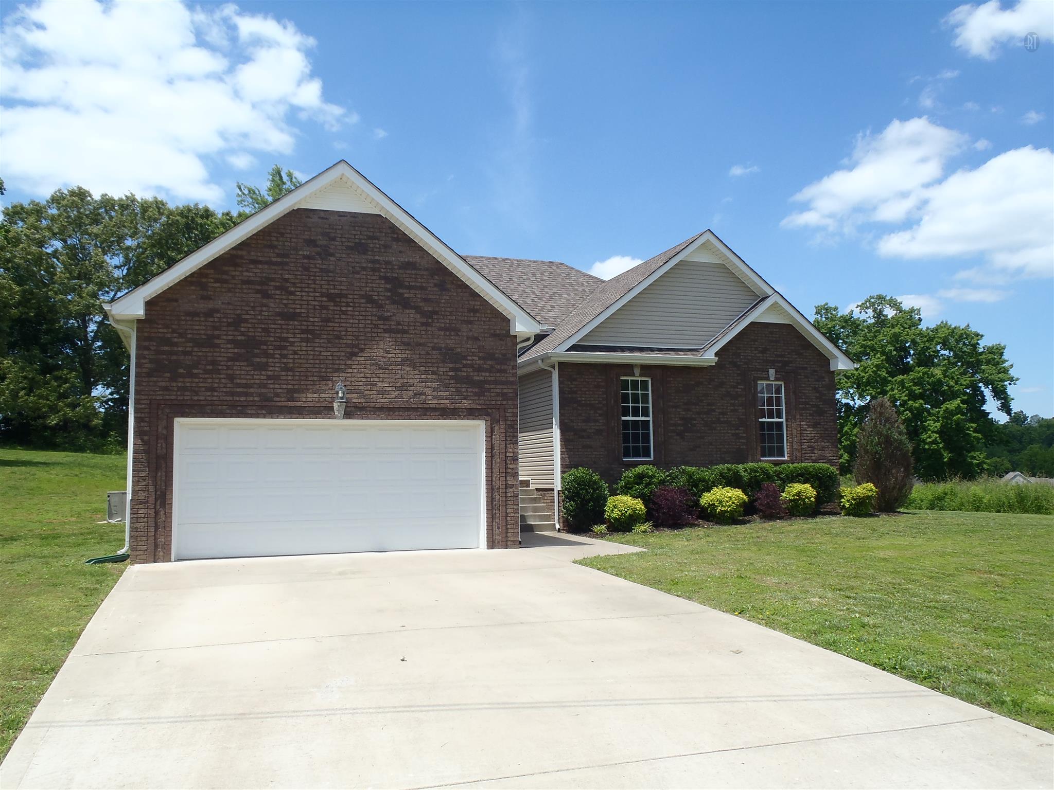 1132 York Meadows Rd, Clarksville TN 37042
