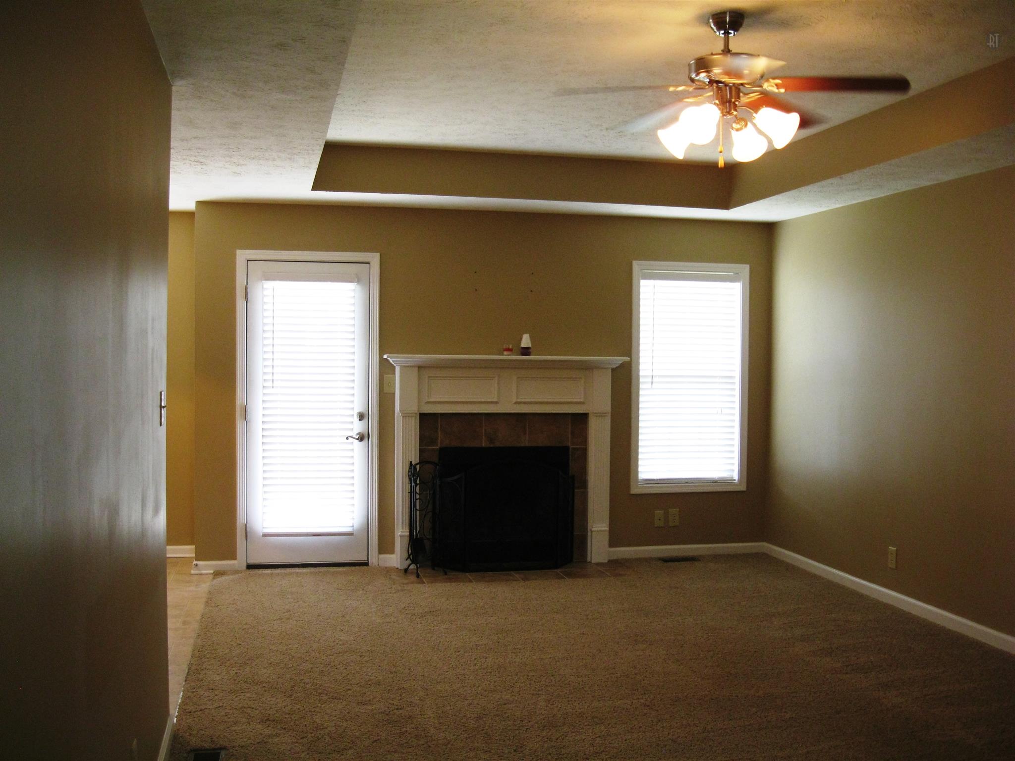 For Sale: 657 Deer Ridge Dr Clarksville, TN 37042