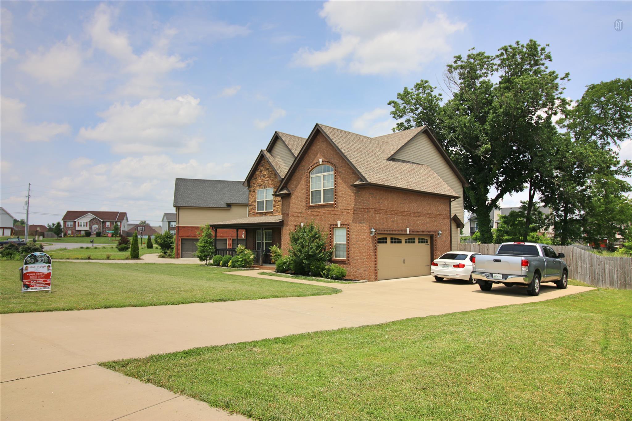 For Sale: 1509 Bonnie Blue Ave Clarksville, TN 37042