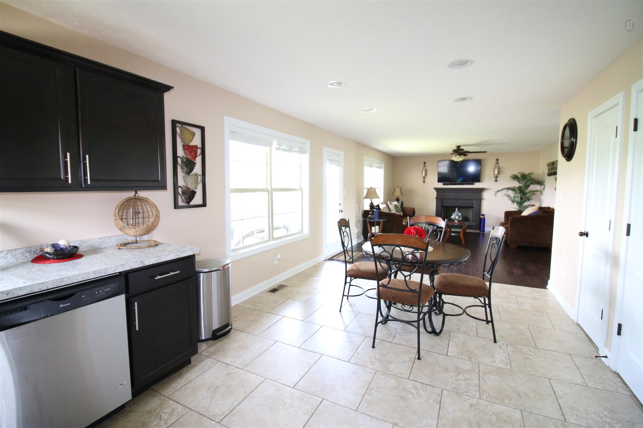 For Sale: 1509 Bonnie Blue Ave Clarksville, TN 37042