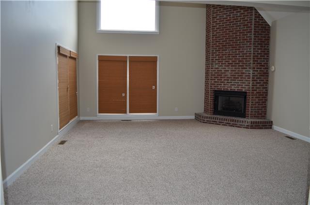 588 Bristol Ct, Clarksville TN 37043