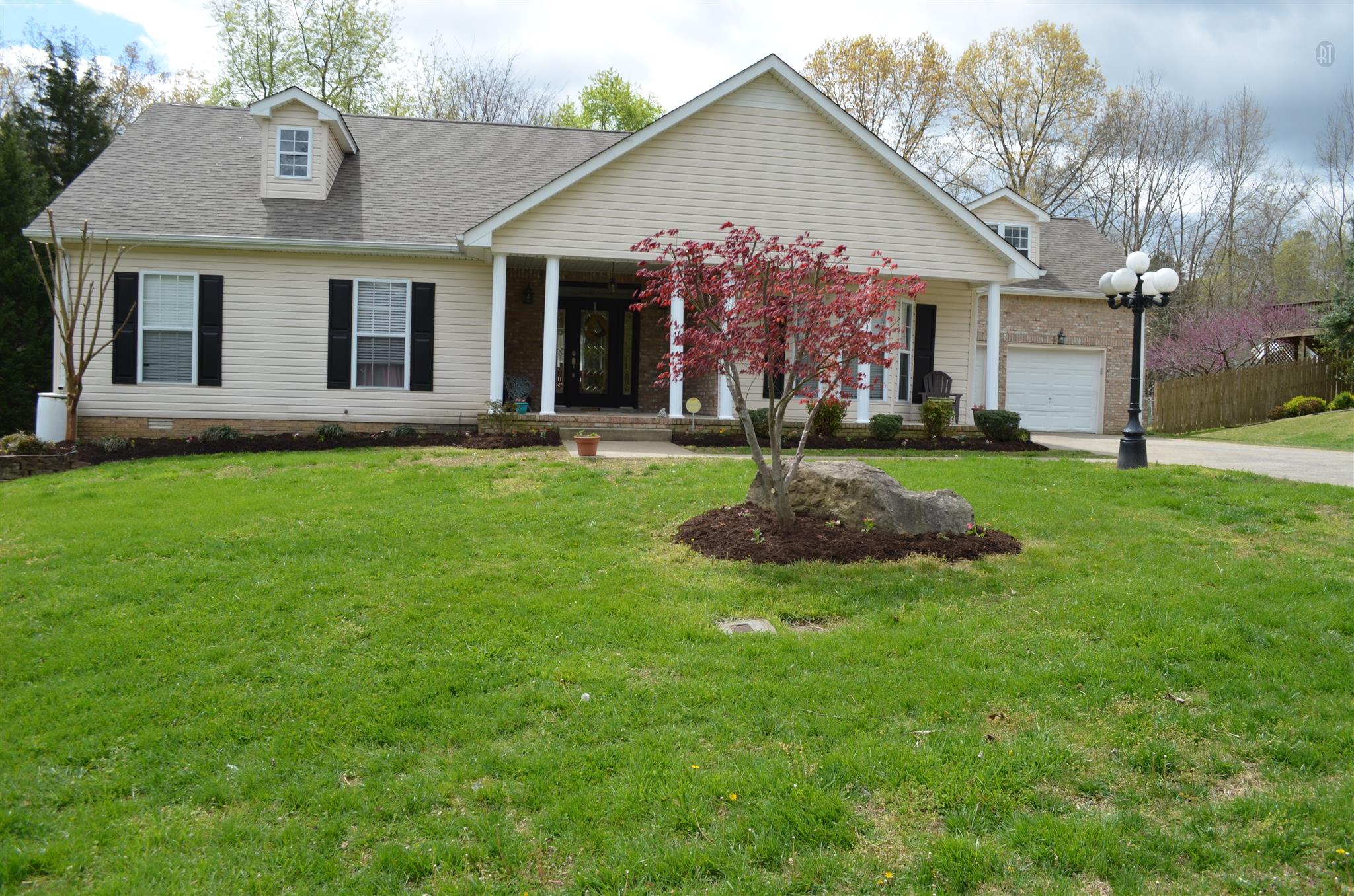 558 Christel Springs Dr, Clarksville TN 37043