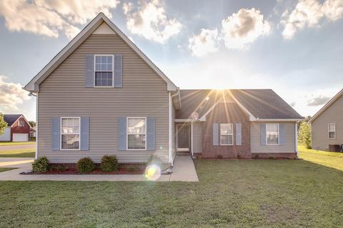 3523 Bluespruce Way