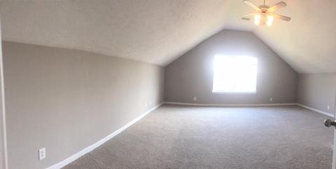 3523 Bluespruce Way