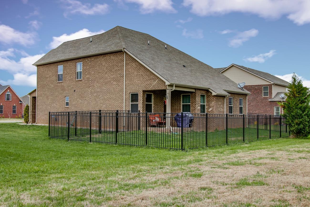 1431 Alamo Ave