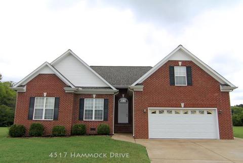 4517 Hammock Dr