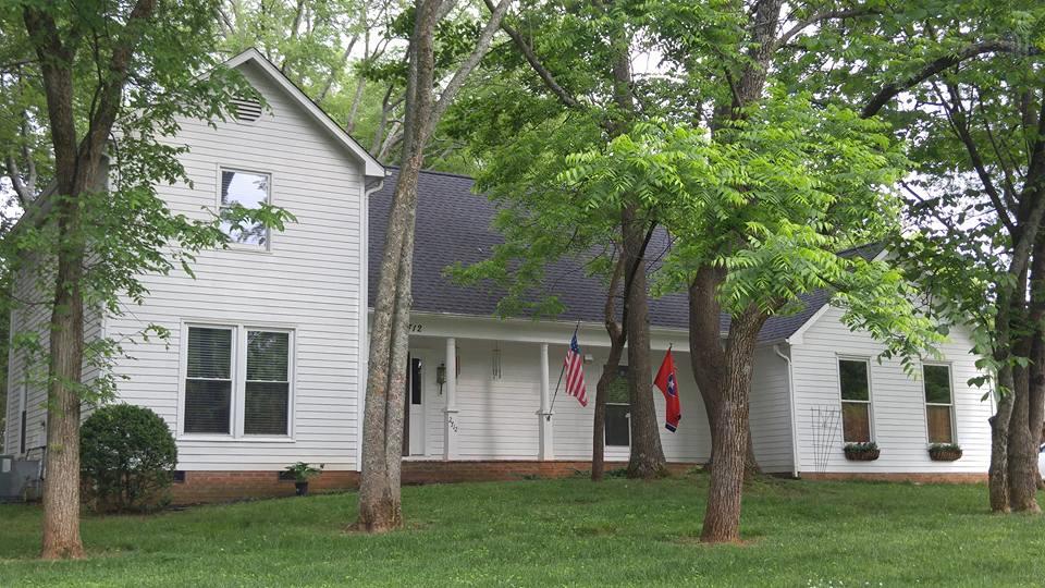 For Sale: 2712 Shannon Dr Murfreesboro, TN 37129