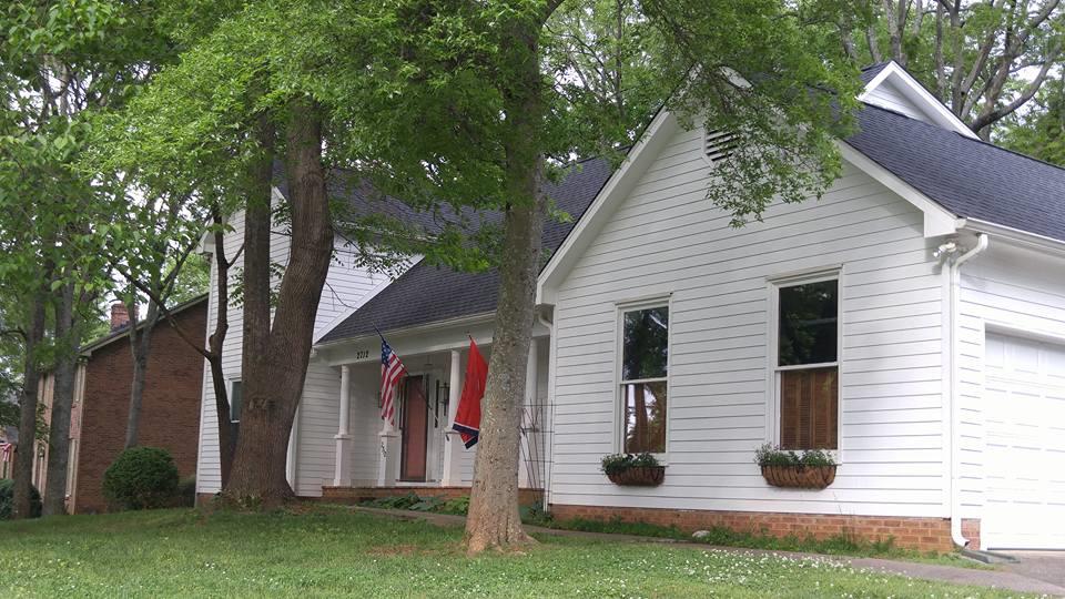 For Sale: 2712 Shannon Dr Murfreesboro, TN 37129