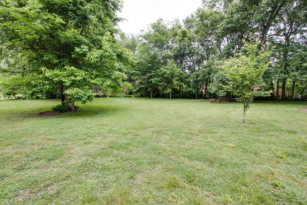 For Sale: 5558 Vanderbilt Rd Old Hickory, TN 37138