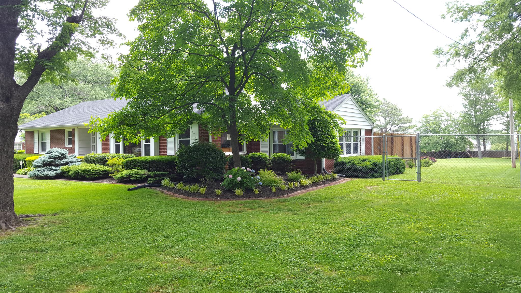 409 N Russell St Portland, TN 37148