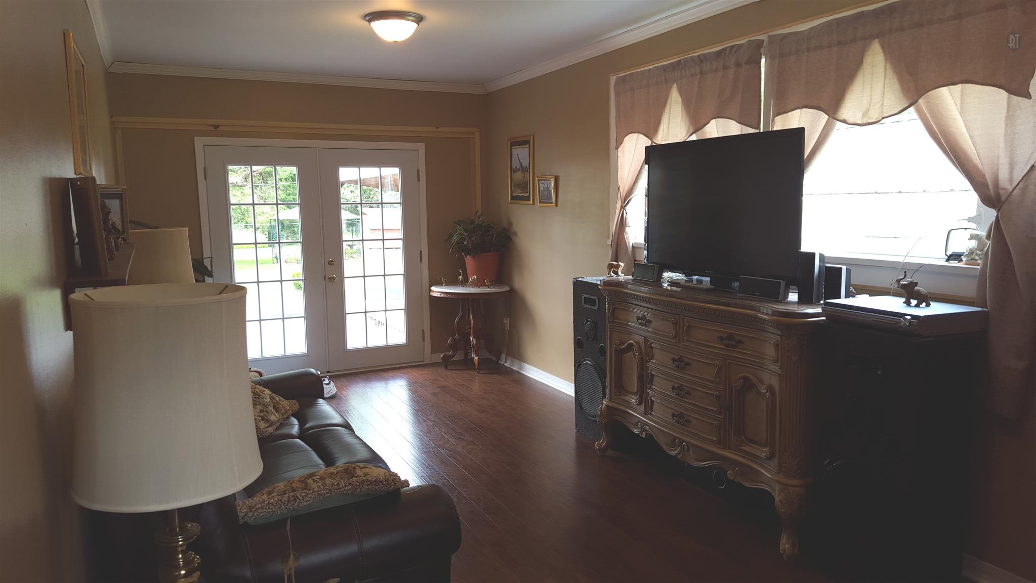 409 N Russell St Portland, TN 37148