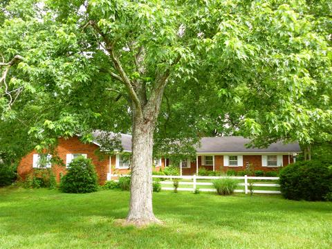 506 Apple Blossom Trl