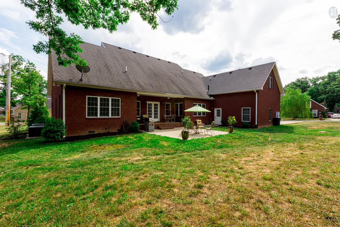 For Sale: 106 Finch Ln Shelbyville, TN 37160