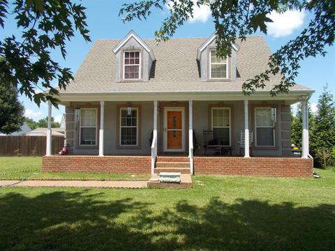 2804 Kaye Dr