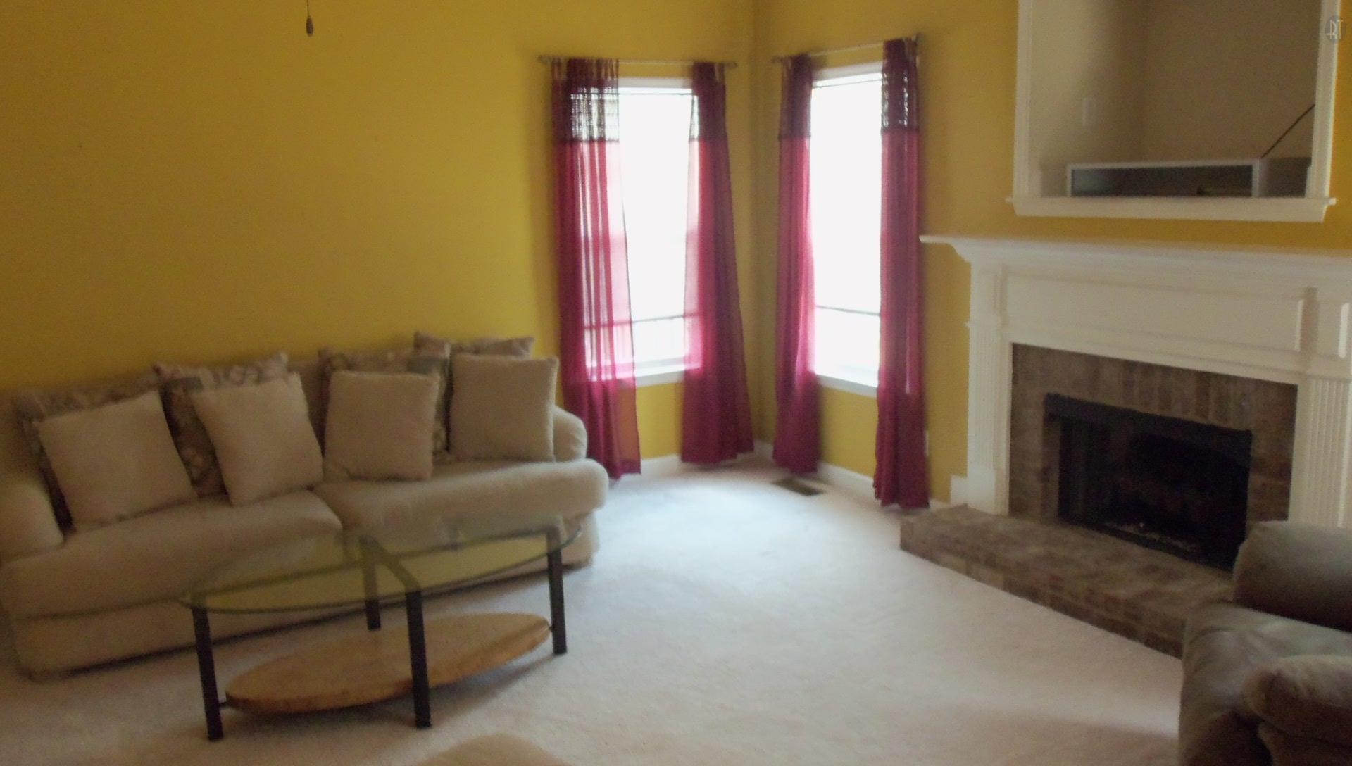 For Sale: 2001 Keene Cir Spring Hill, TN 37174