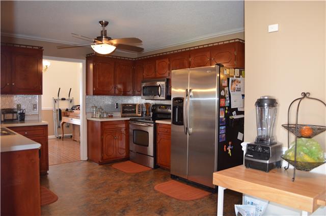 4026 Sawmill Rd, Woodlawn TN 37191