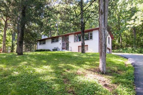 993 Windrowe Dr