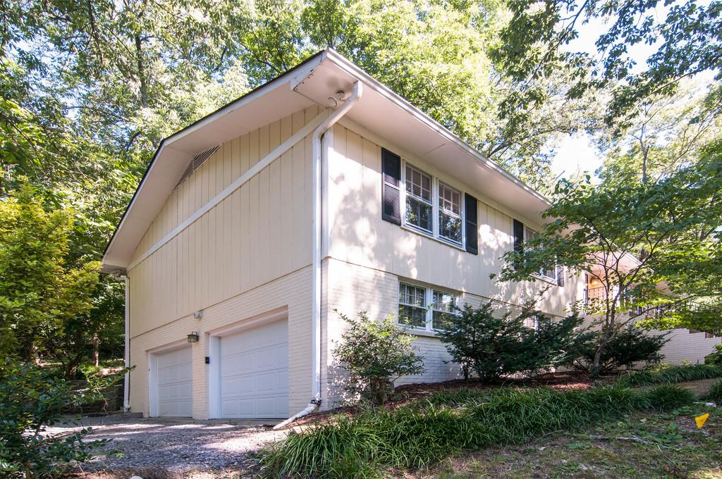 For Sale: 6747 Pennywell Dr Nashville, TN 37205