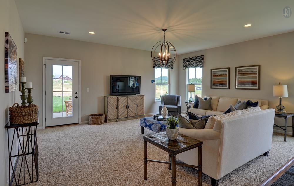For Sale: 317 Parmley Dr Nashville, TN 37207