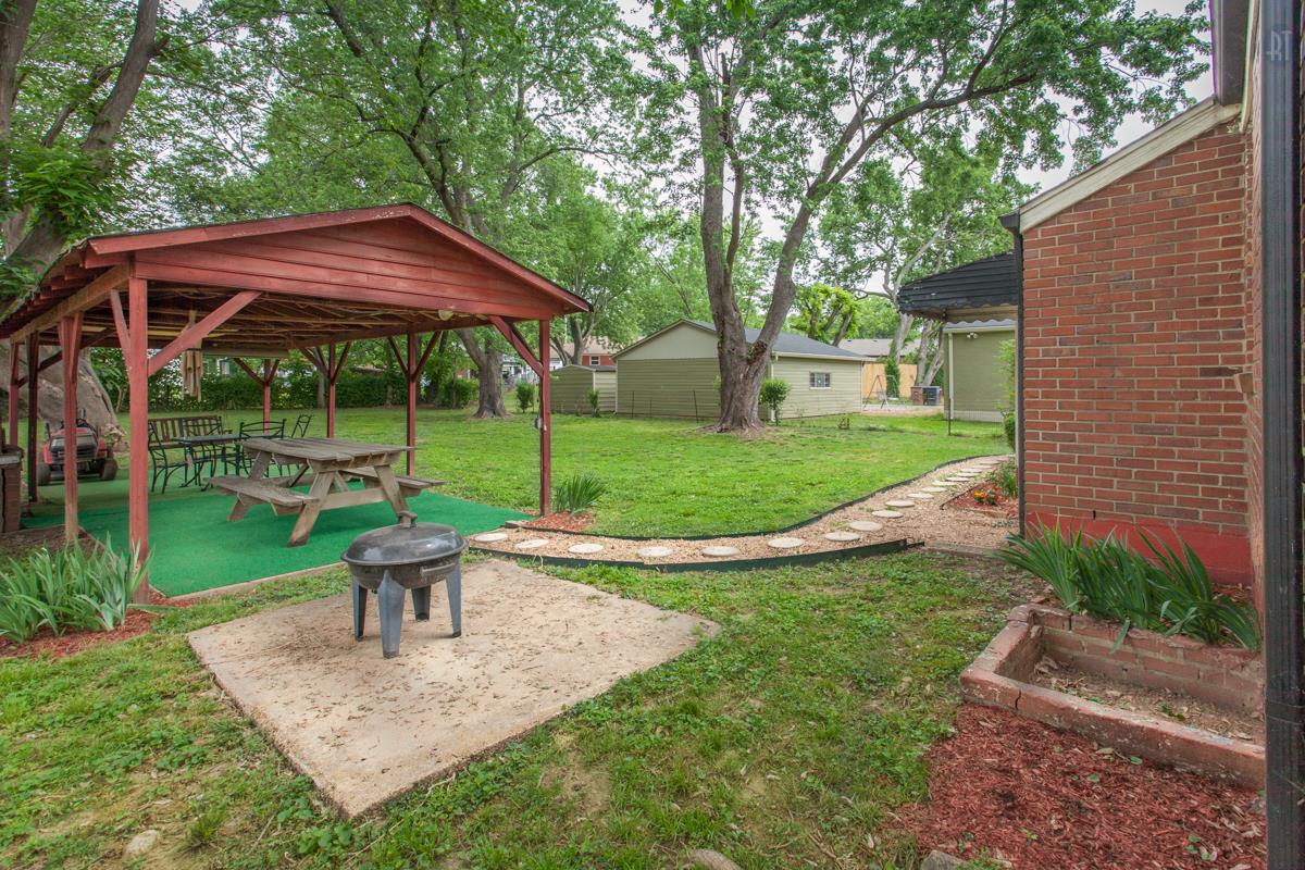 For Sale: 3719 Grubbs Rd Nashville, TN 37211