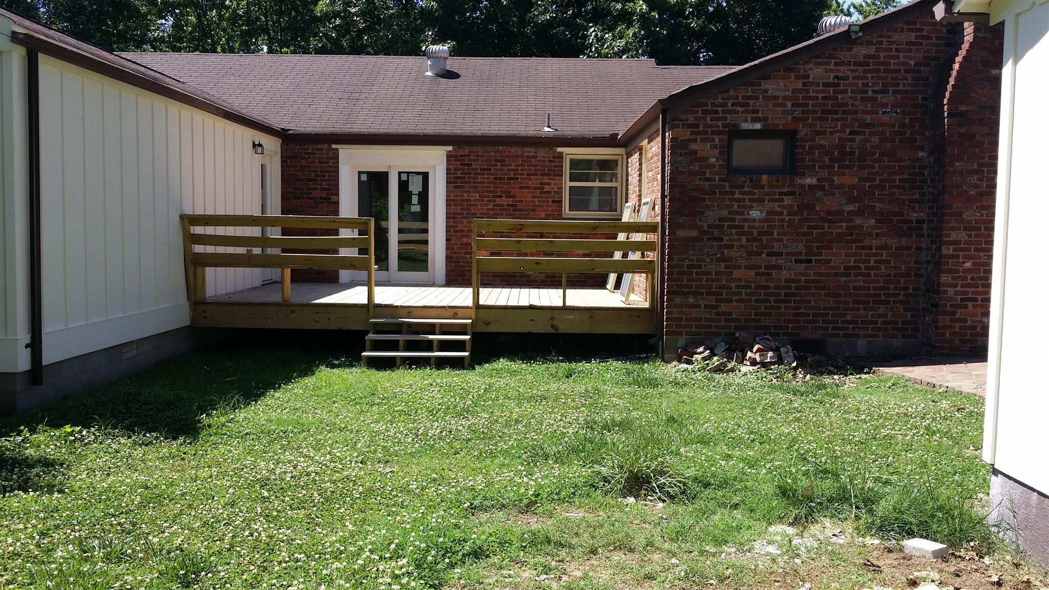 For Sale: 2512 David Dr Nashville, TN 37214
