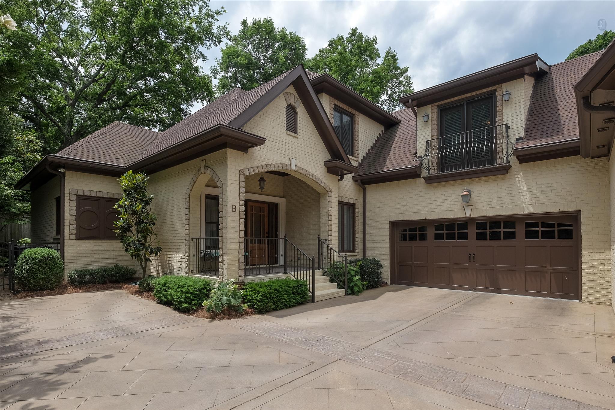For Sale: 1801 Shackleford Road Nashville, TN 37215
