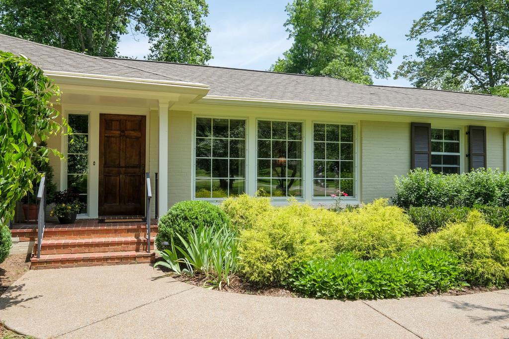 For Sale: 4300 Beekman Dr Nashville, TN 37215