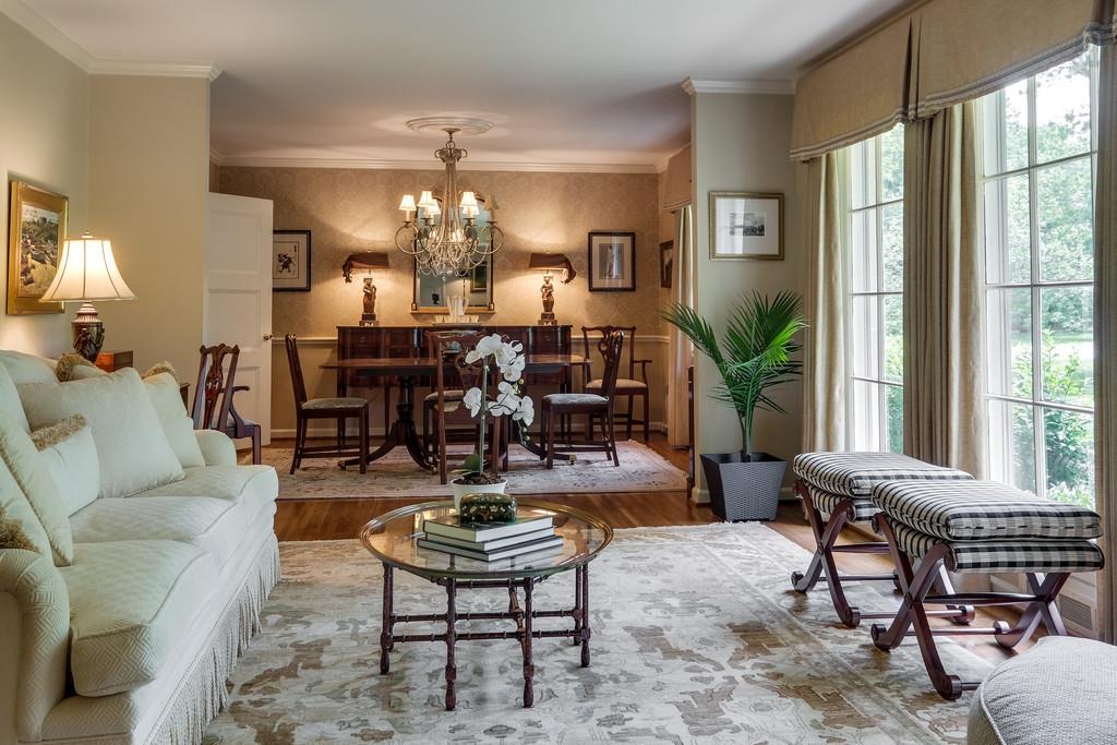 For Sale: 4300 Beekman Dr Nashville, TN 37215