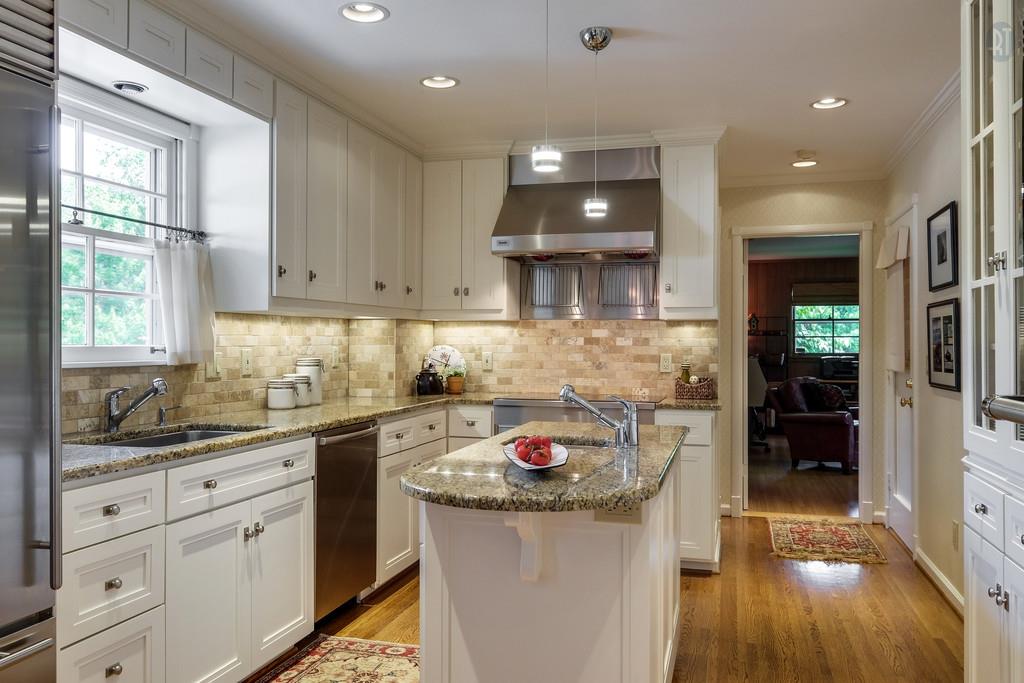 For Sale: 4300 Beekman Dr Nashville, TN 37215