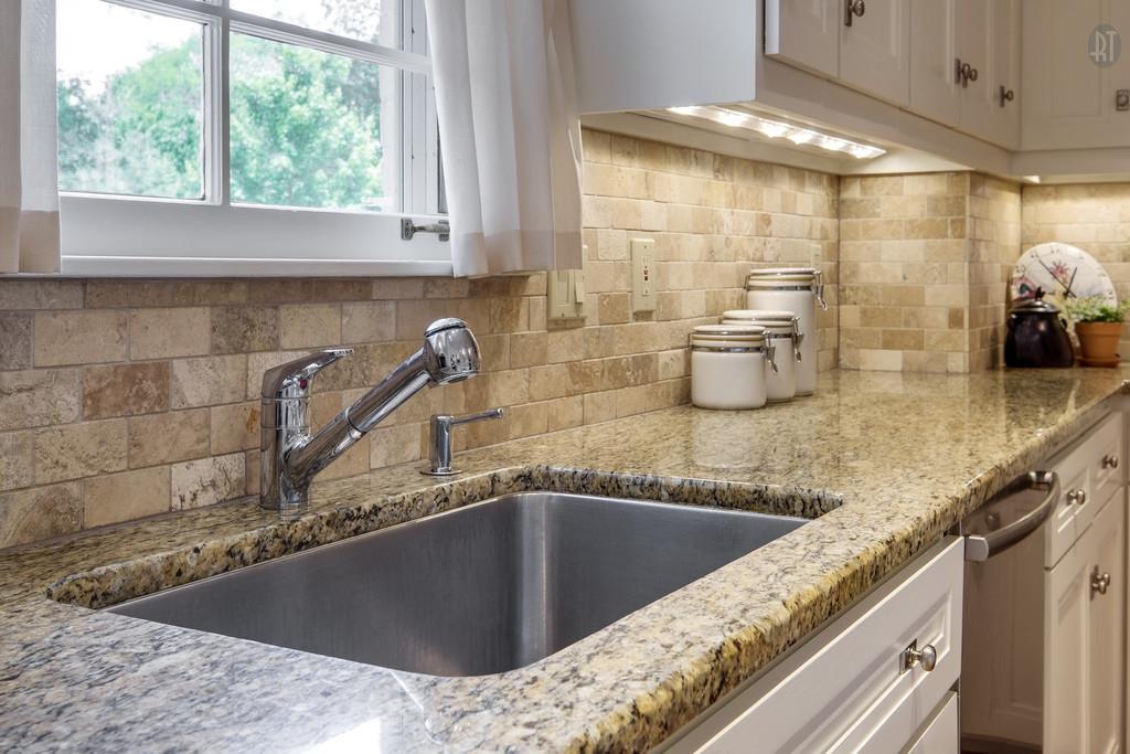 For Sale: 4300 Beekman Dr Nashville, TN 37215
