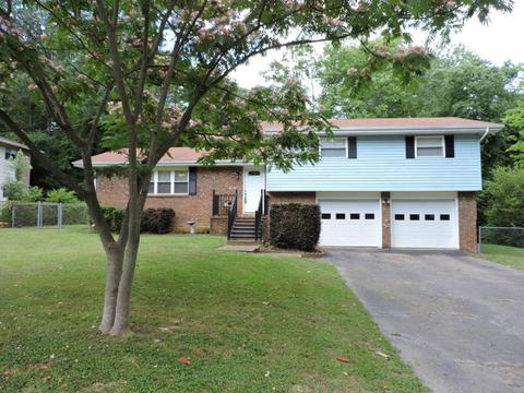 613 Mountain Wood Dr