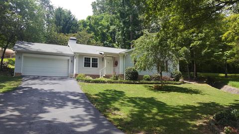 527 Oak Crest Ln