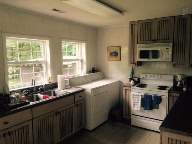 For Sale: 1164 West Main Street Monteagle, TN 37356