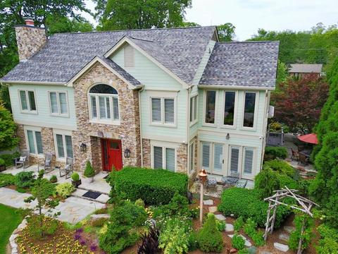 3396 Cloudcrest Tr