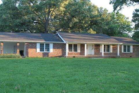 212 Jennings Cir