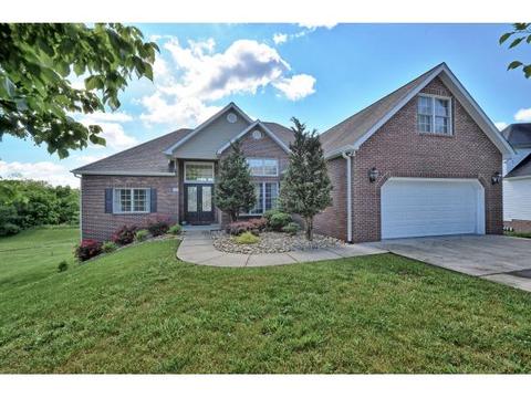 405 Emerald Chase Cir