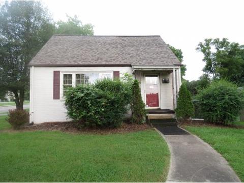 1217 Meadowview Ave